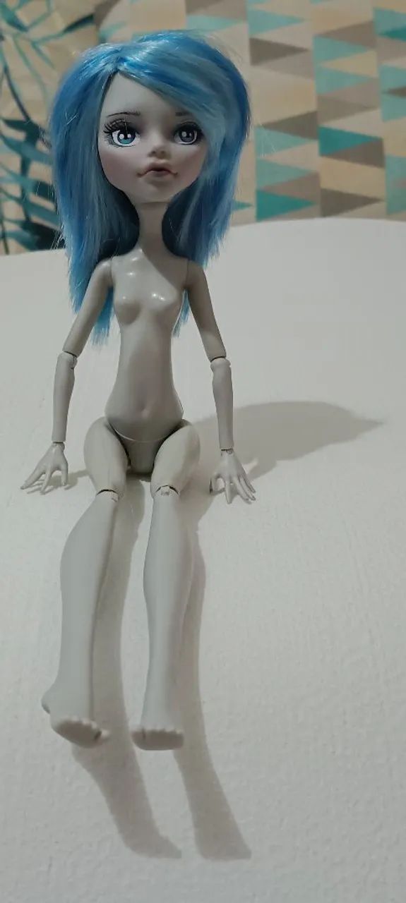 Monster High Ghoulia customizada  - Foto 3