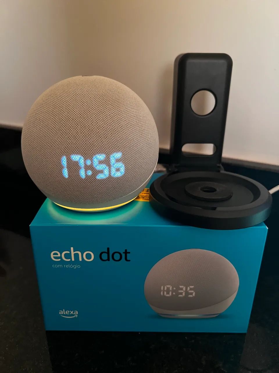 Alexa Echo Dot com Relógio + Suporte - Foto 2
