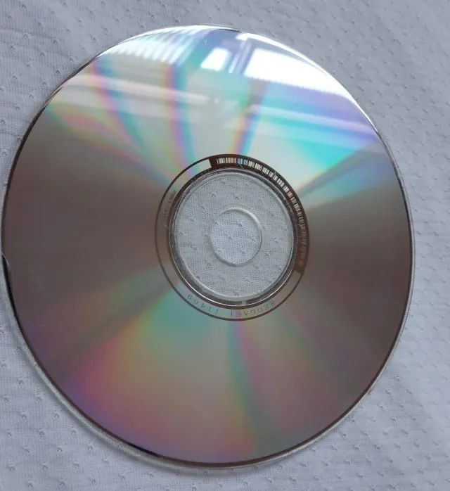CD Três Décadas De Reggae Vol. 1 - Revista Show Bizz - Foto 4