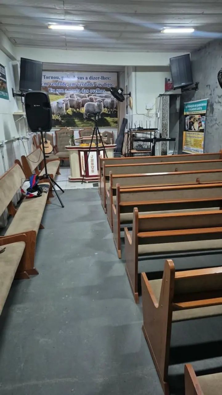 Bancos e cadeiras e Som para igreja 