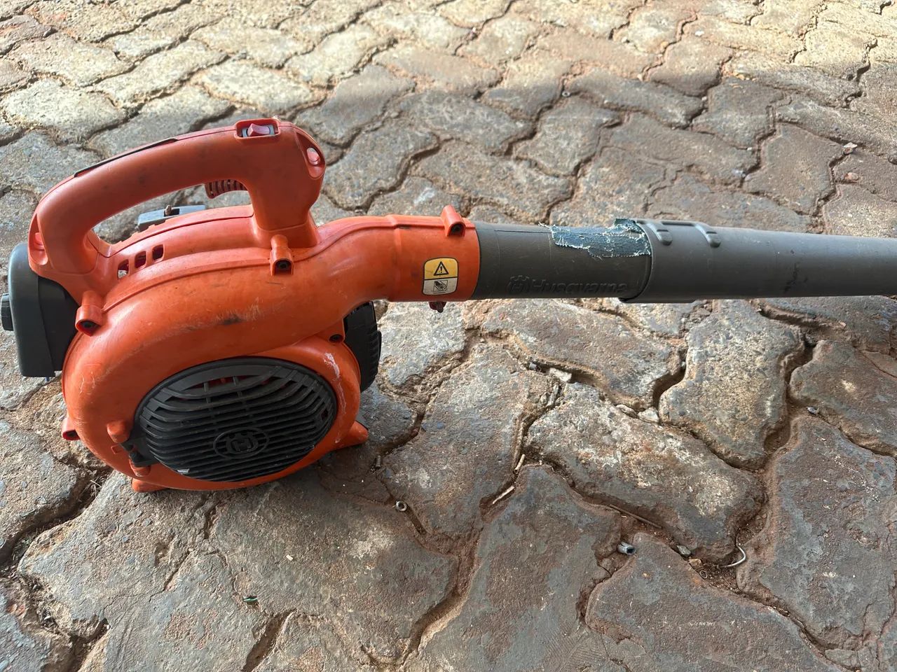 Soprador de folhas husqvarna 125B - Foto 2