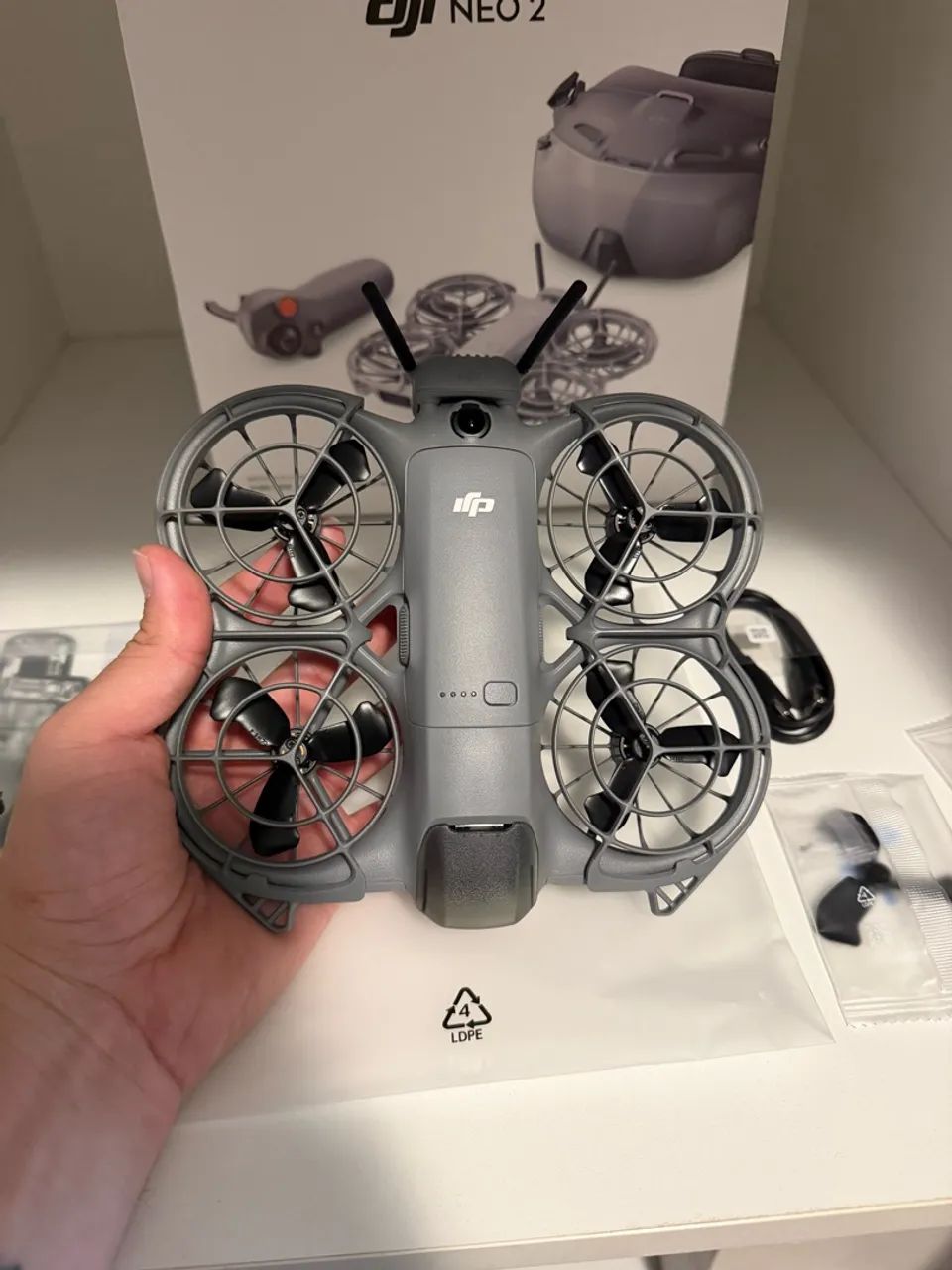 Dji Neo 2 aeronave + bateria  - Foto 2