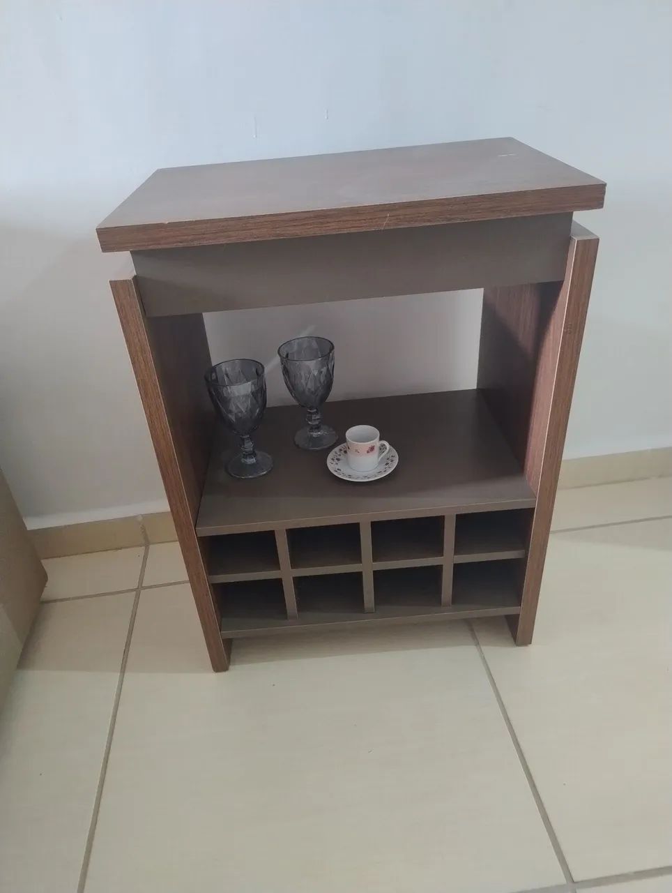 Vendo esse aparador 