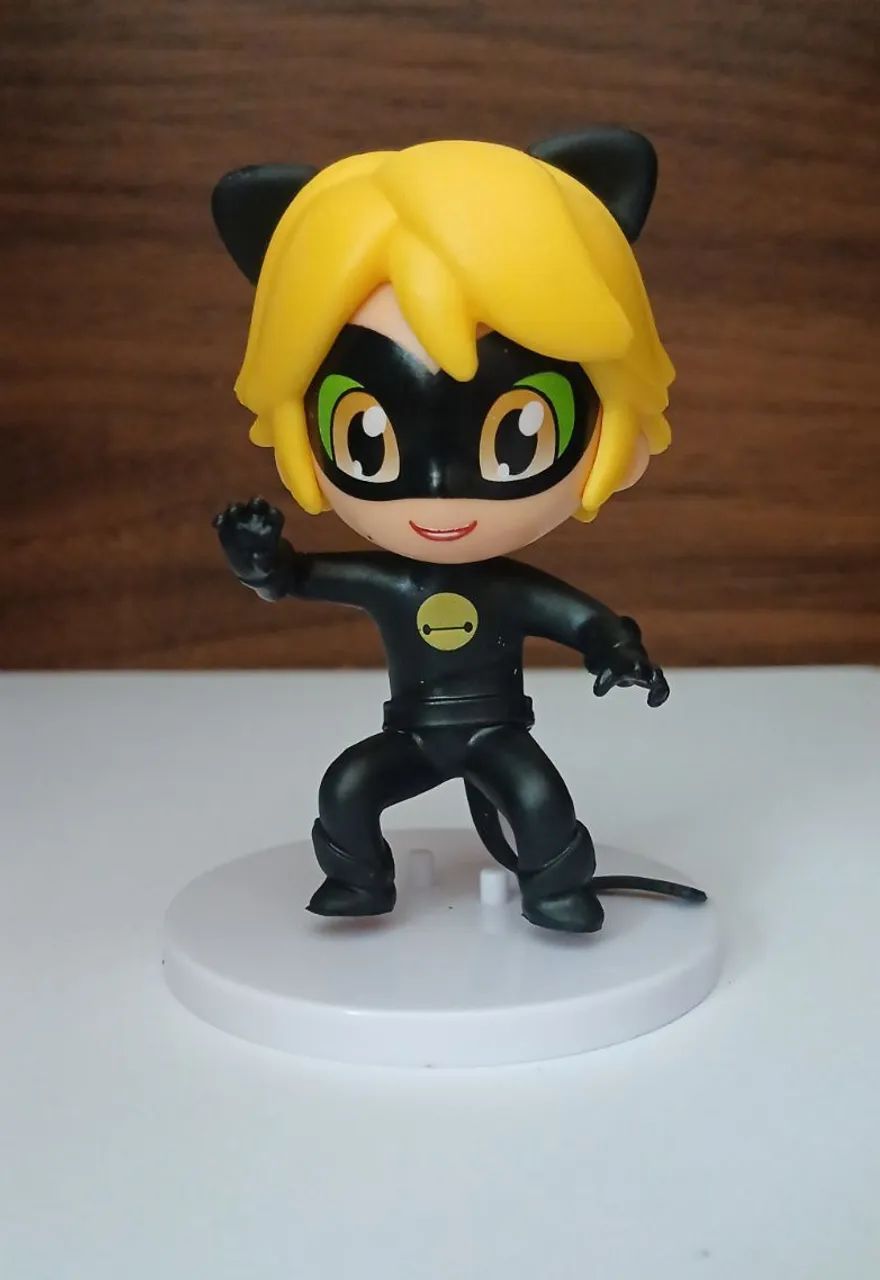 Action Figures Miraculous R$ 30,00 cada - Foto 3