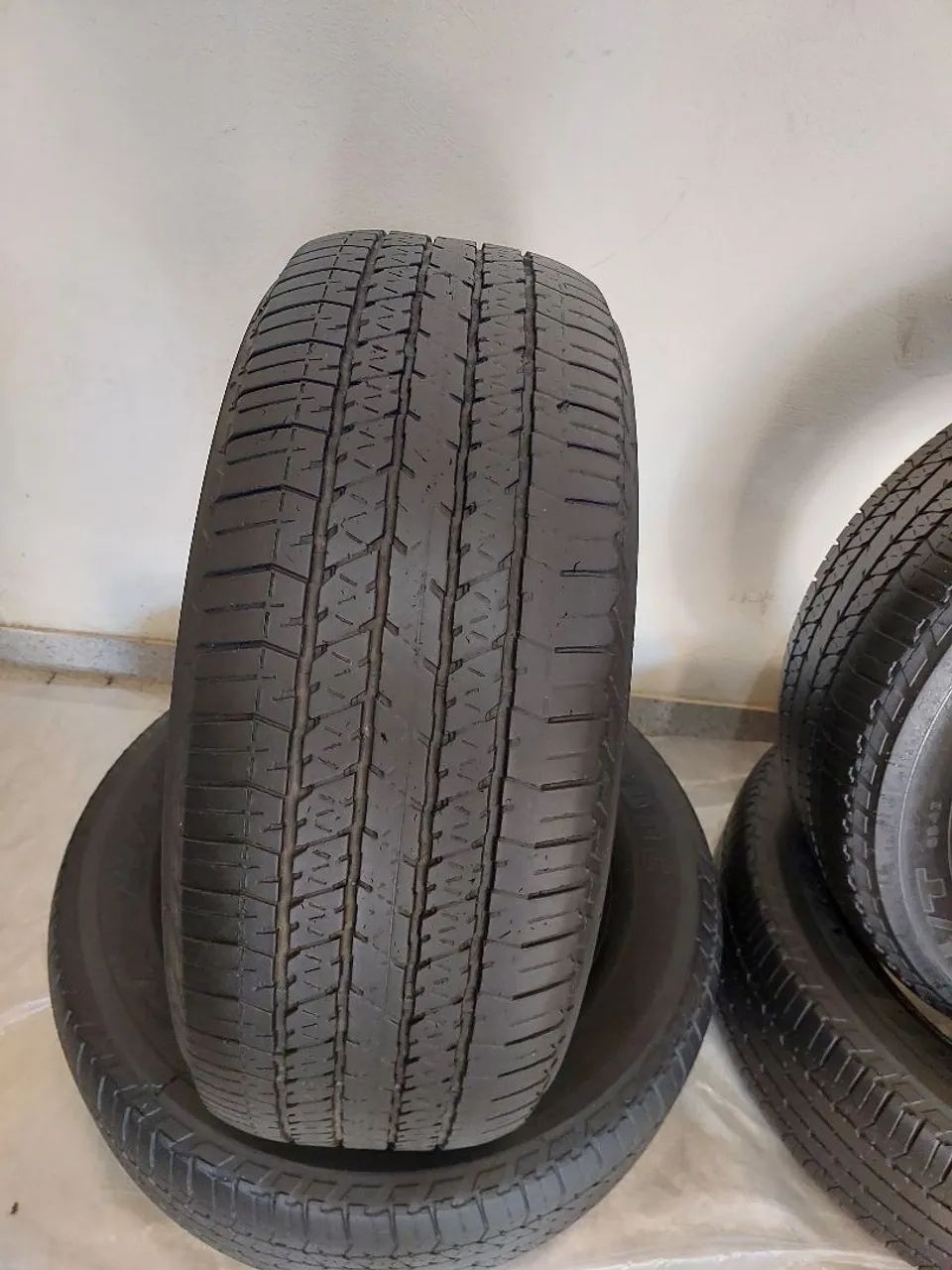 4 pneus Bridgestone 265/60R18 110T Dueler H/T seminovos