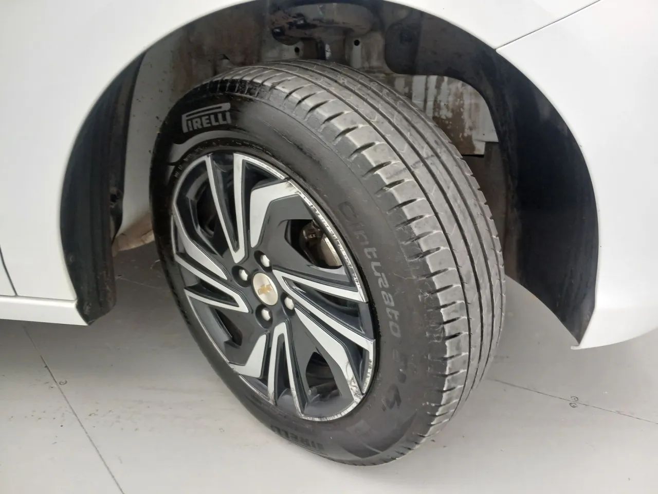 Chevrolet Onix Hatch 1.0 12V Flex Mec. 4P, foto 13 de 18