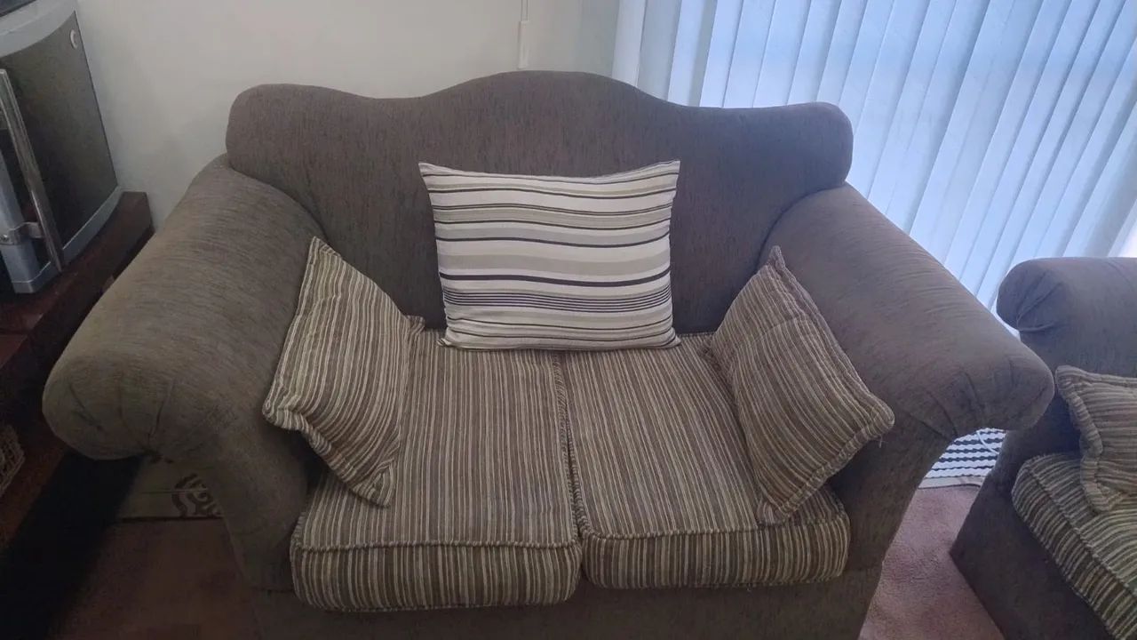 Conjunto de Sofá 3 e 2 lugares - Foto 5