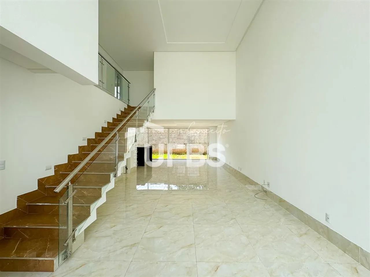 Sobrado com 4 suítes com closet e hidro, 208 m² - Foto 2