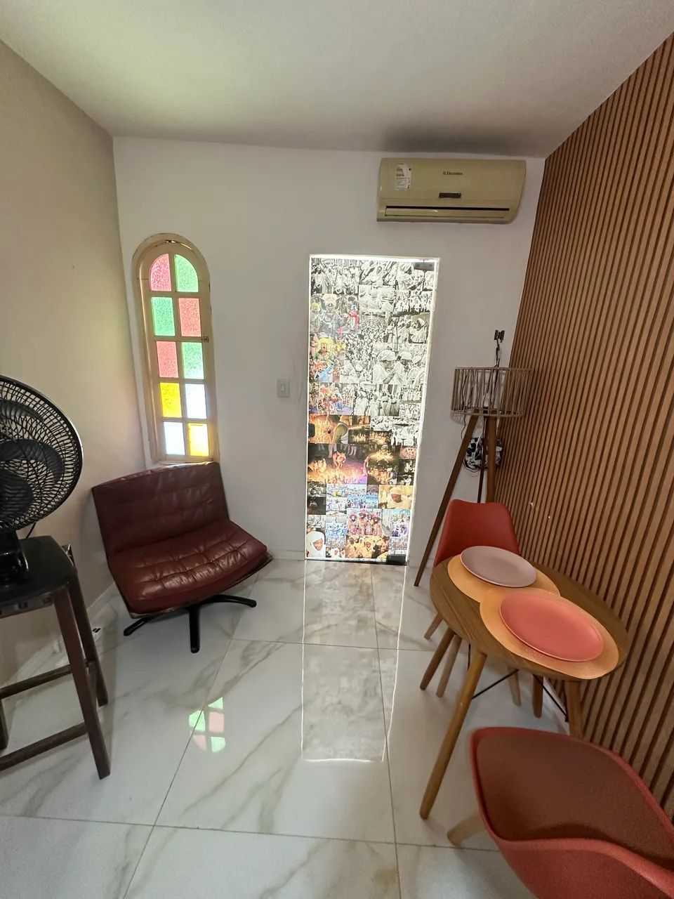 STUDIO CONFORTÁVEL E TOTALMENTE MOBILIADO - Foto 3