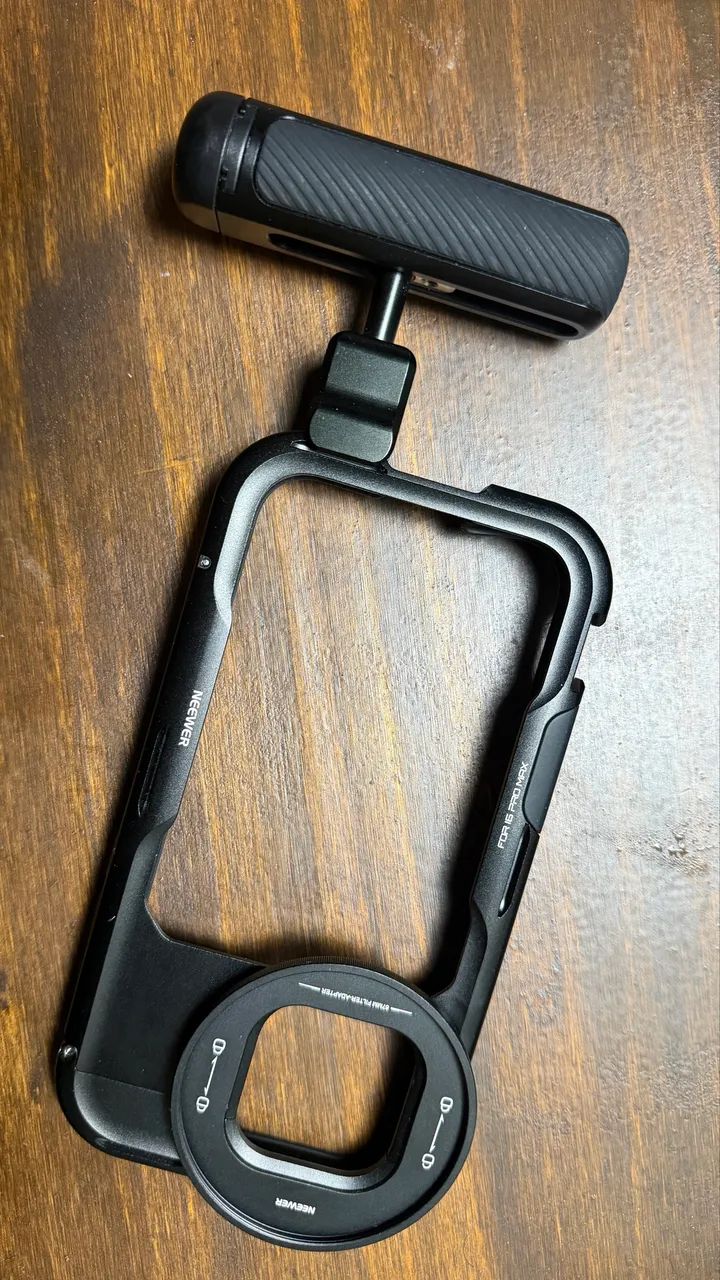 Cage Neewer Para Iphone 16 Pro Max + Handle - Foto 2