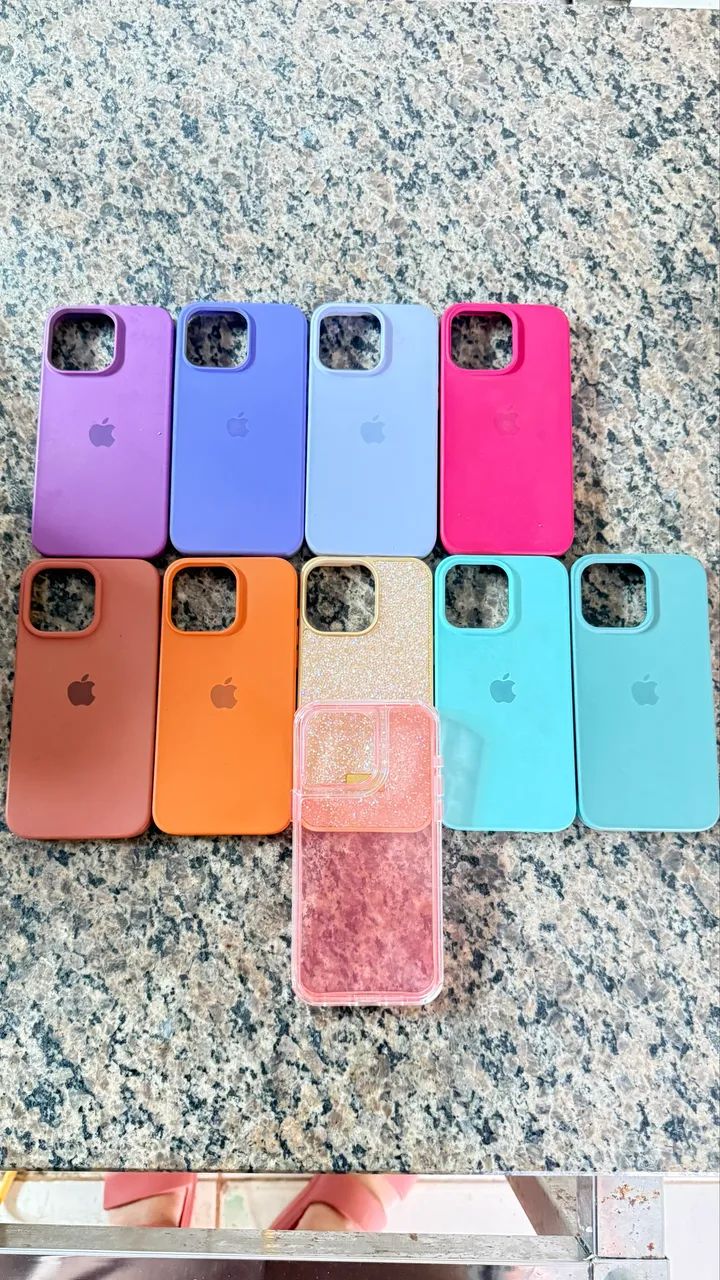 Capinhas de iPhone 15 pro max usada semi nova  - Foto 2
