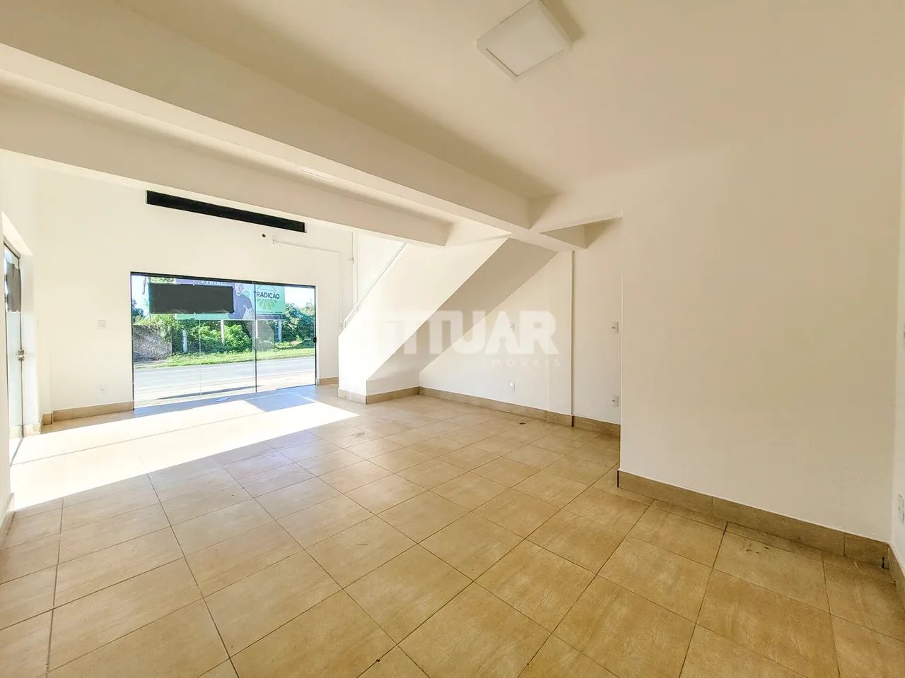 Sala Comercial de esquina à Venda  Revoredo, Tubarão, SC - Foto 3