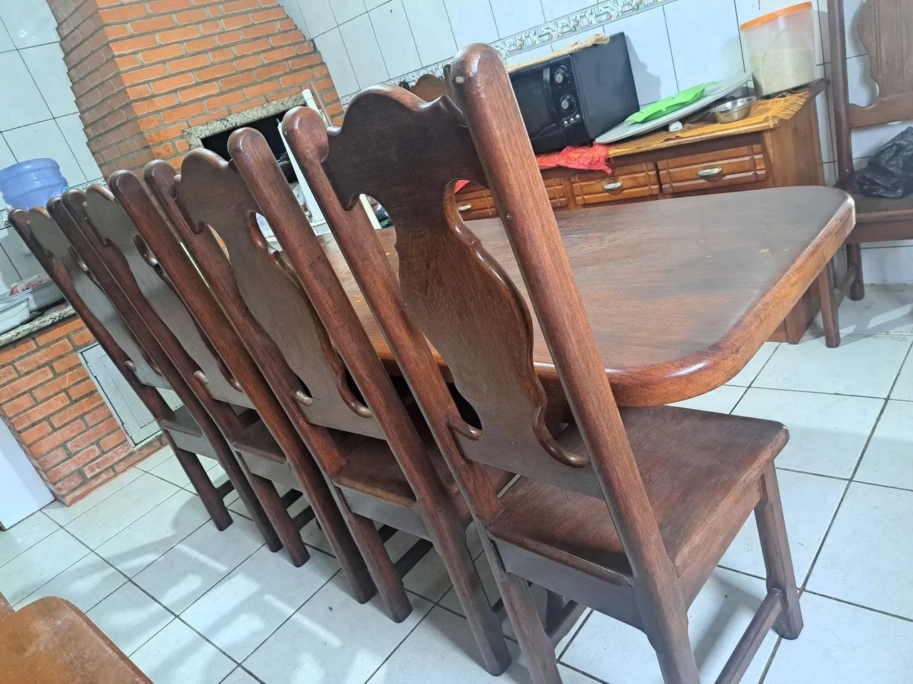 Mesa de Angelim pedra com 6 cadeiras  - Foto 2
