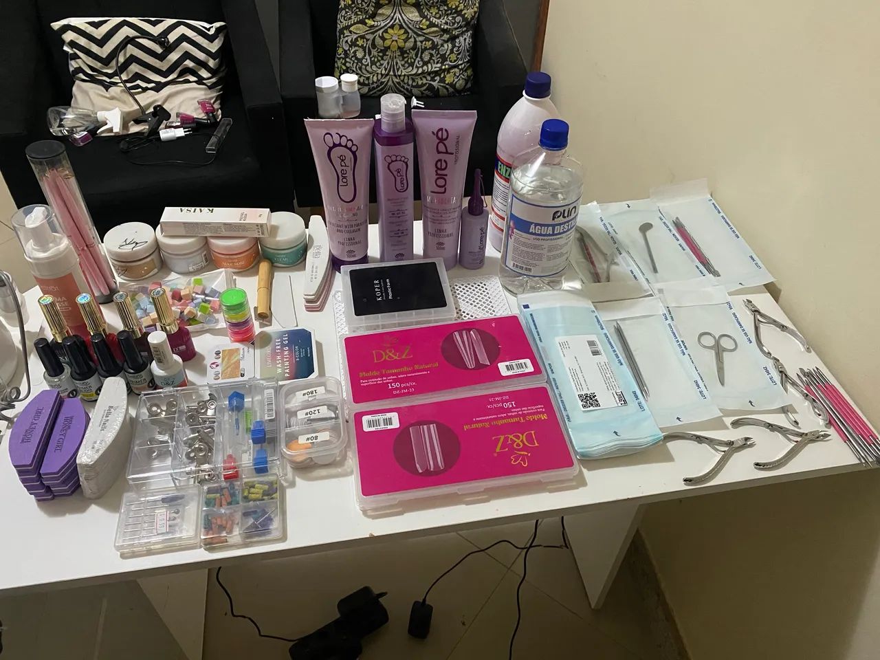 VENDO STUDIO DE NAIL DESIGNER/MANICURE COMPLETO - PRONTO PARA TRABALHAR! - Foto 4
