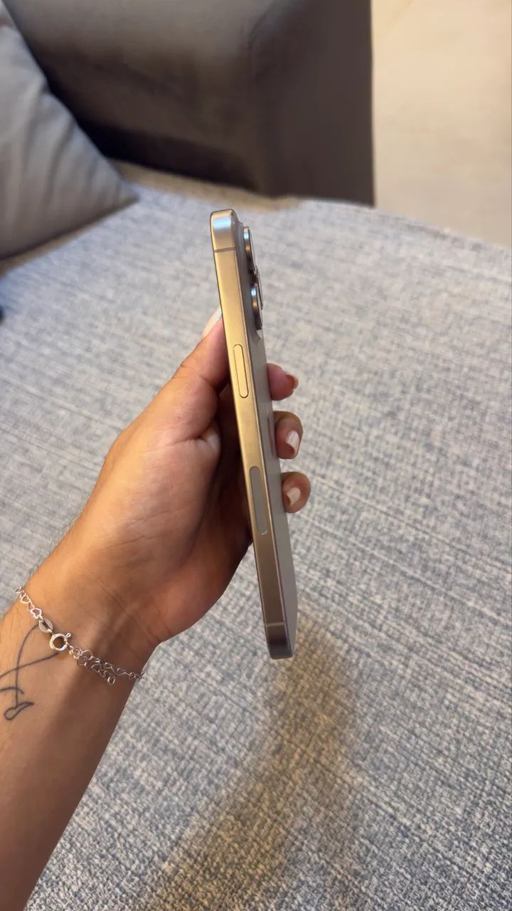 iPhone 15 Pro Max 256G - Foto 5