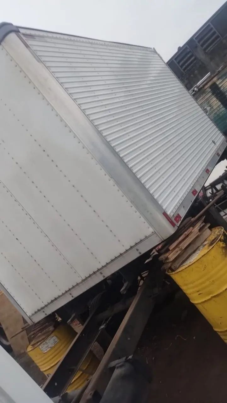 Baú para Iveco  - Foto 5
