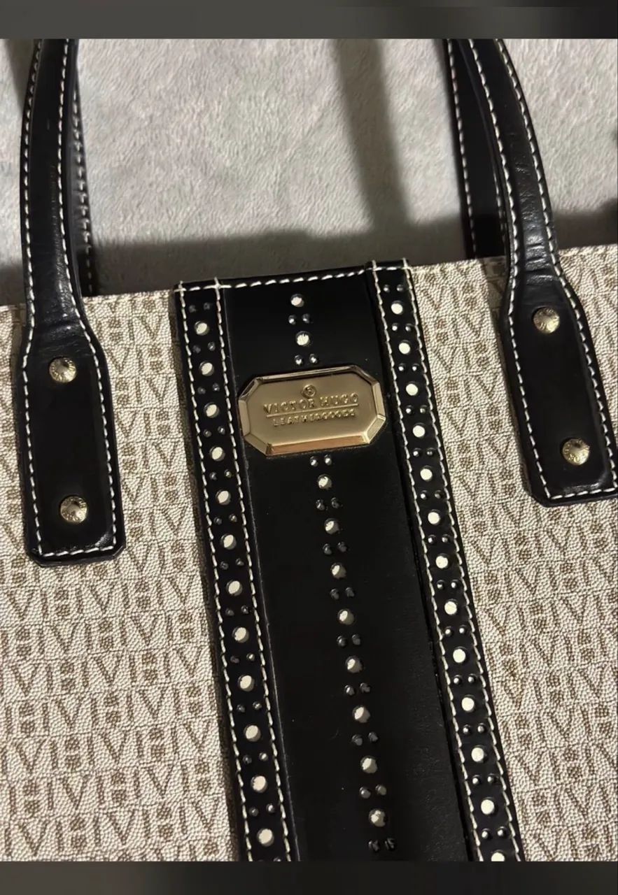 Bolsa preta Victor Hugo original 