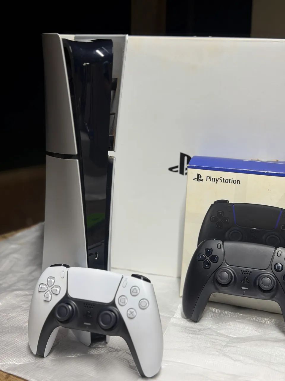 Ps5 1T 2controles - Foto 2