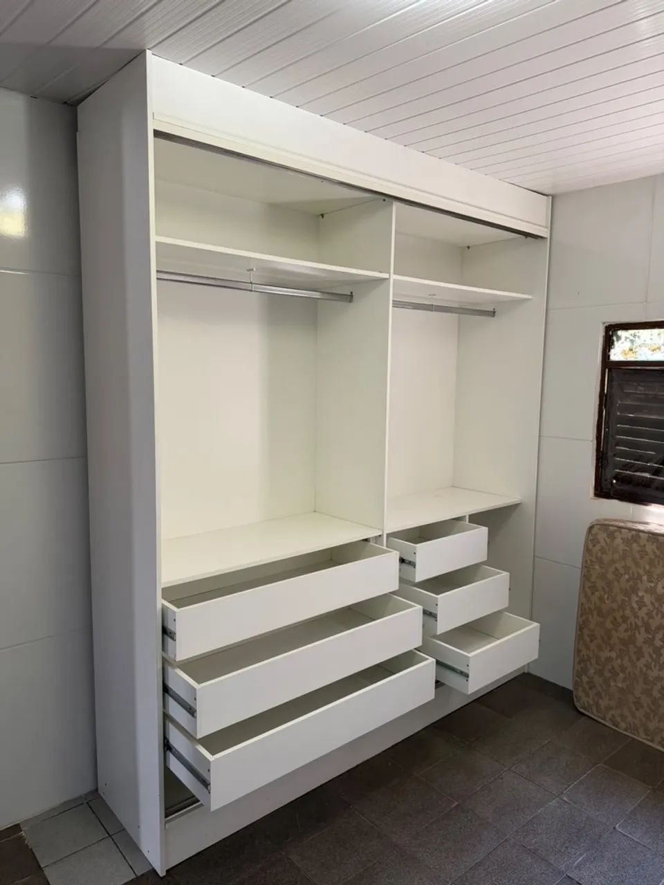 Guarda roupa projetado 