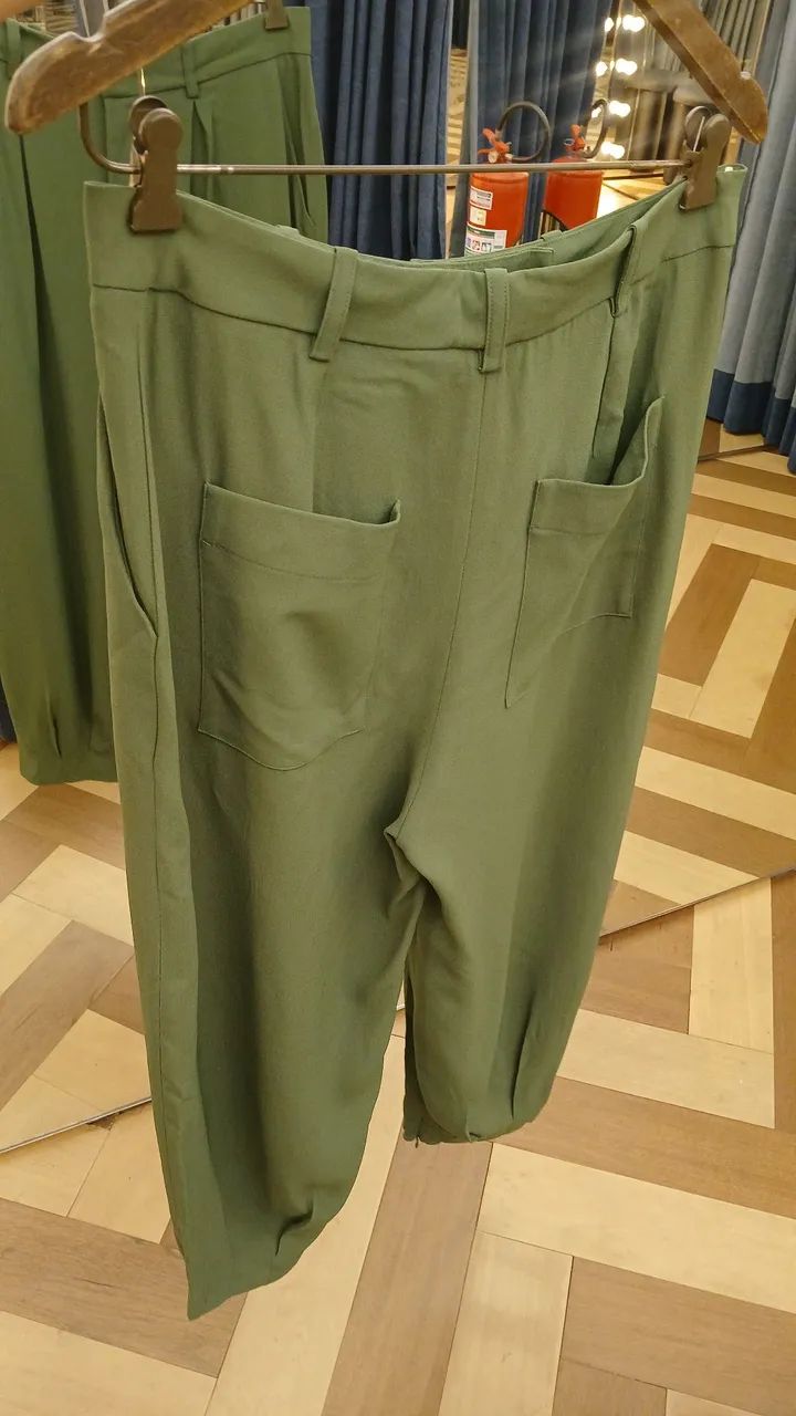 Calça Helena verde BYNV - Foto 4