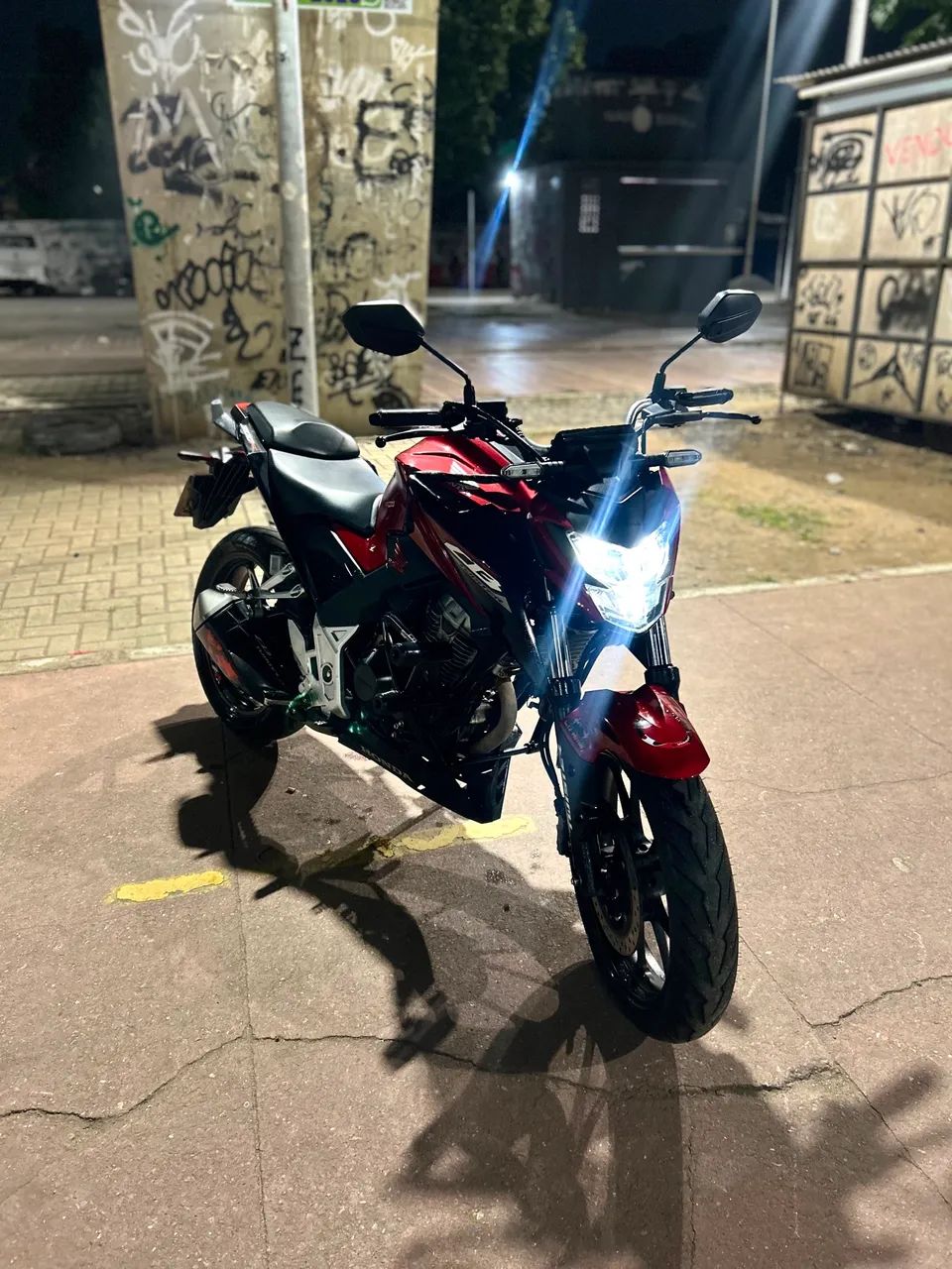 CB 300F - Foto 2