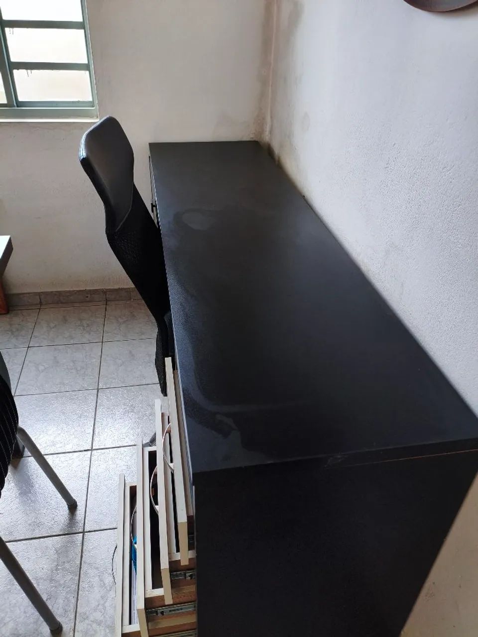 Estacão de trabalho com cadeira gamer 
