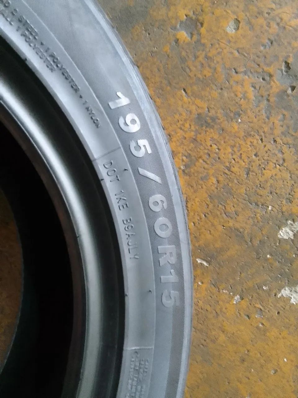 Pneu 195/60/15  - Foto 3