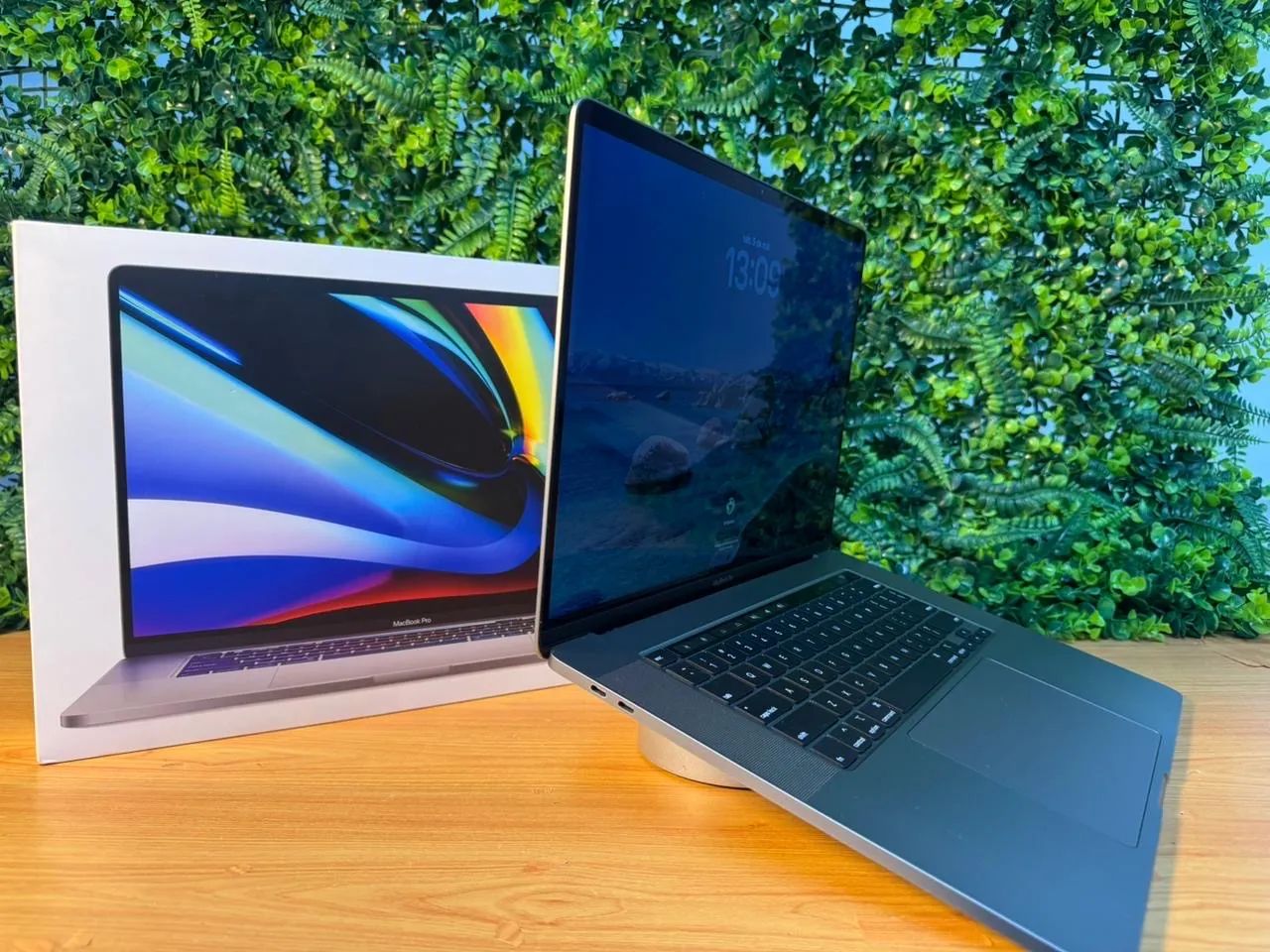 MacBook Pro A2141 2019  Intel core i9  16GB DDR4 1TB SSD Cor Space Grey  - Foto 3