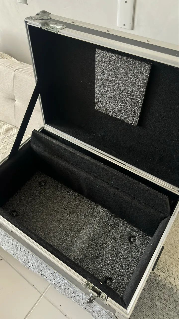 Flight case profissional para cabeçotes de guitarra e baixo  - Foto 3