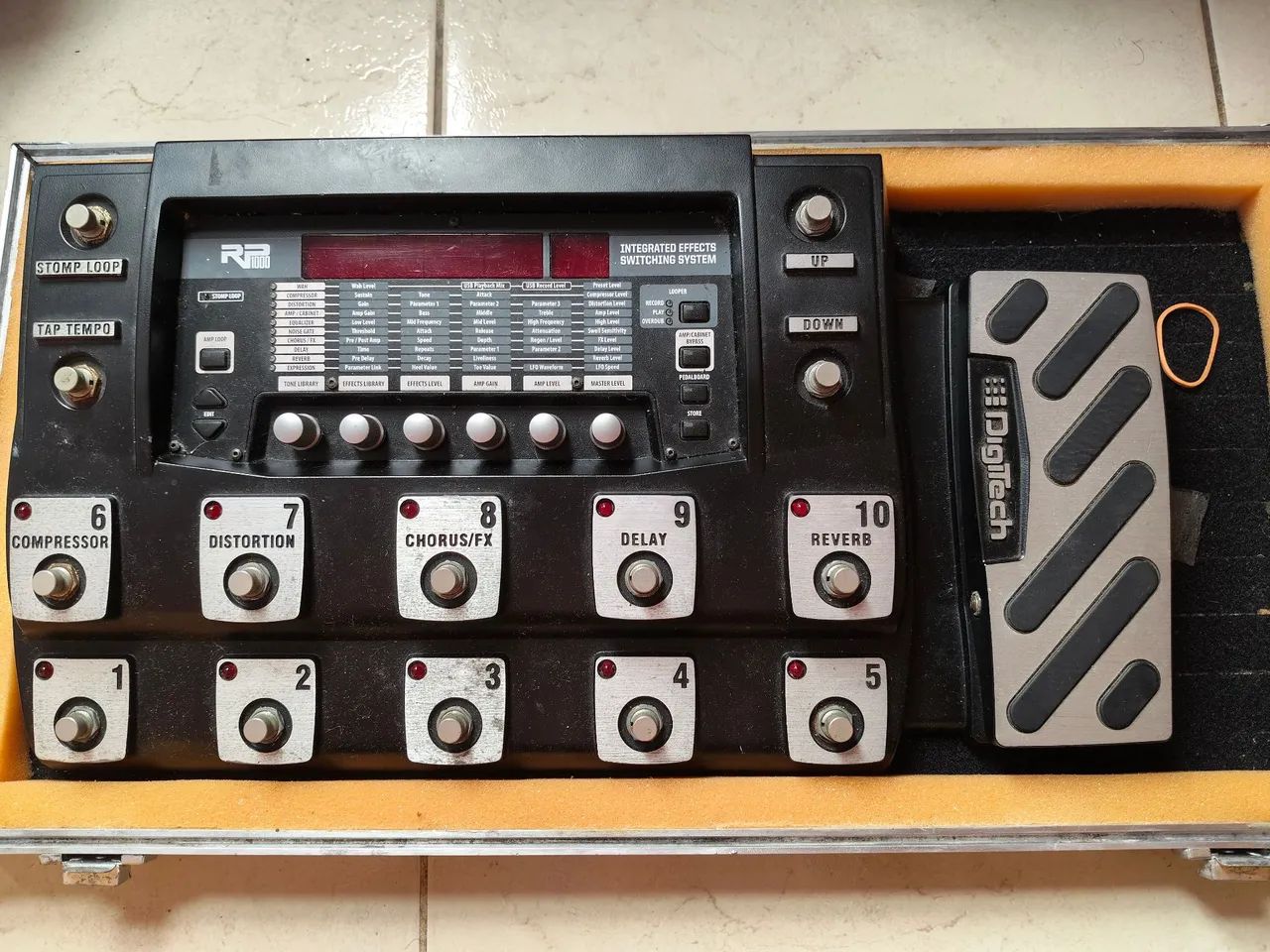 Pedaleira Digitech RP 1000 - Foto 4