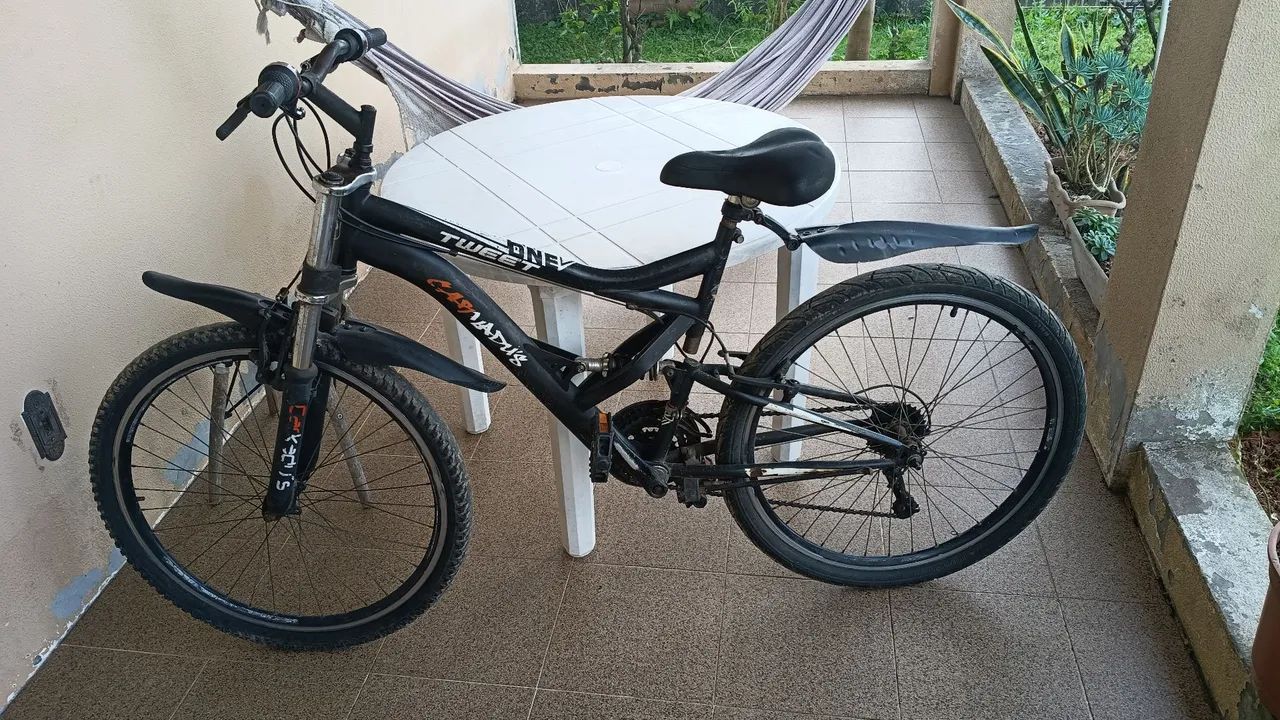 Bicicleta 24 v aro 26 com amortecedor  - Foto 2