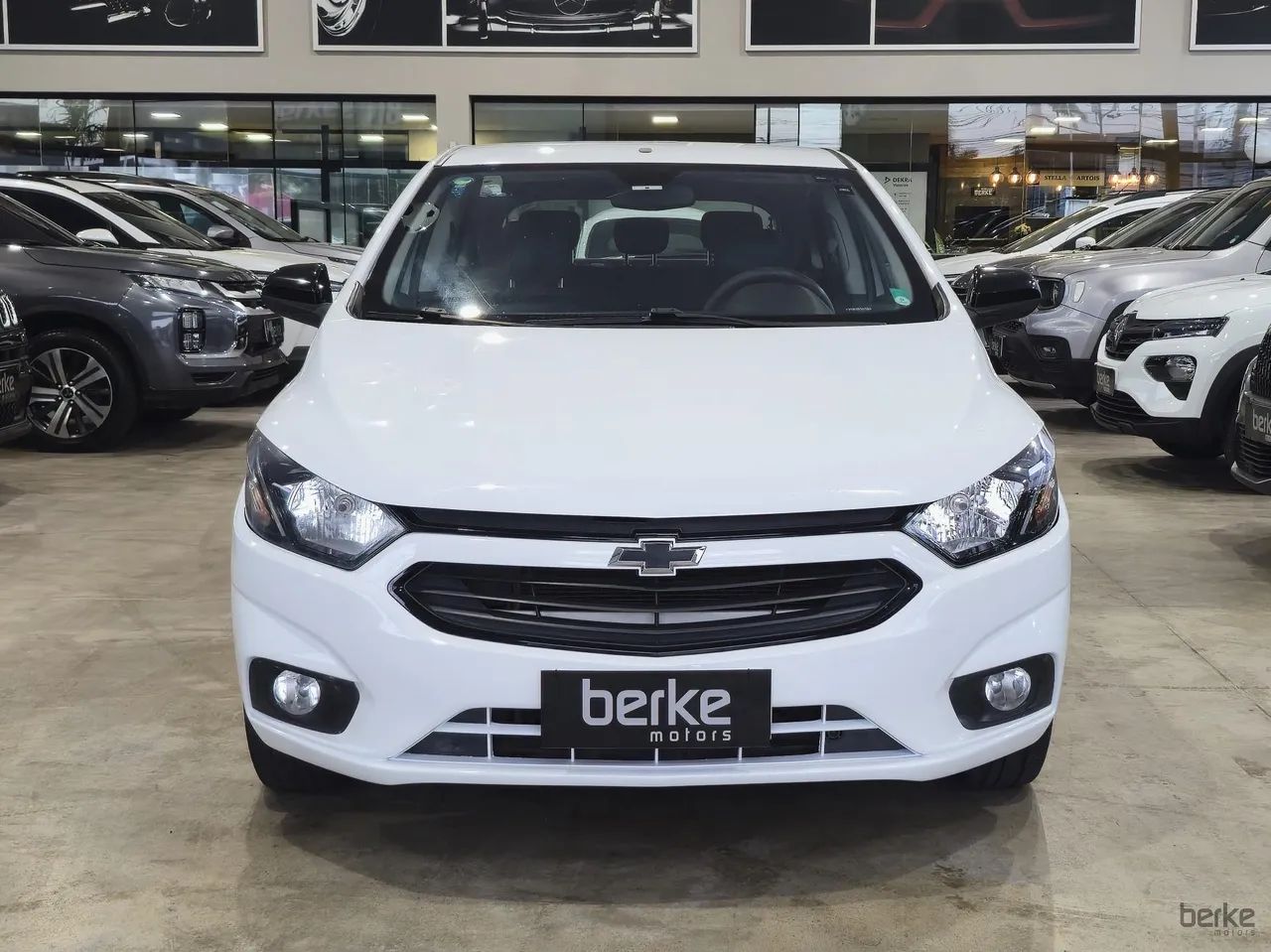 Chevrolet Onix JOY Hatch 1.0 8V Flex Mec. 4P 2021 - Foto 2