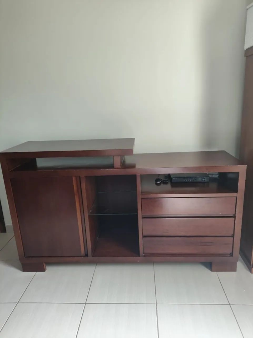 Rack cômoda 