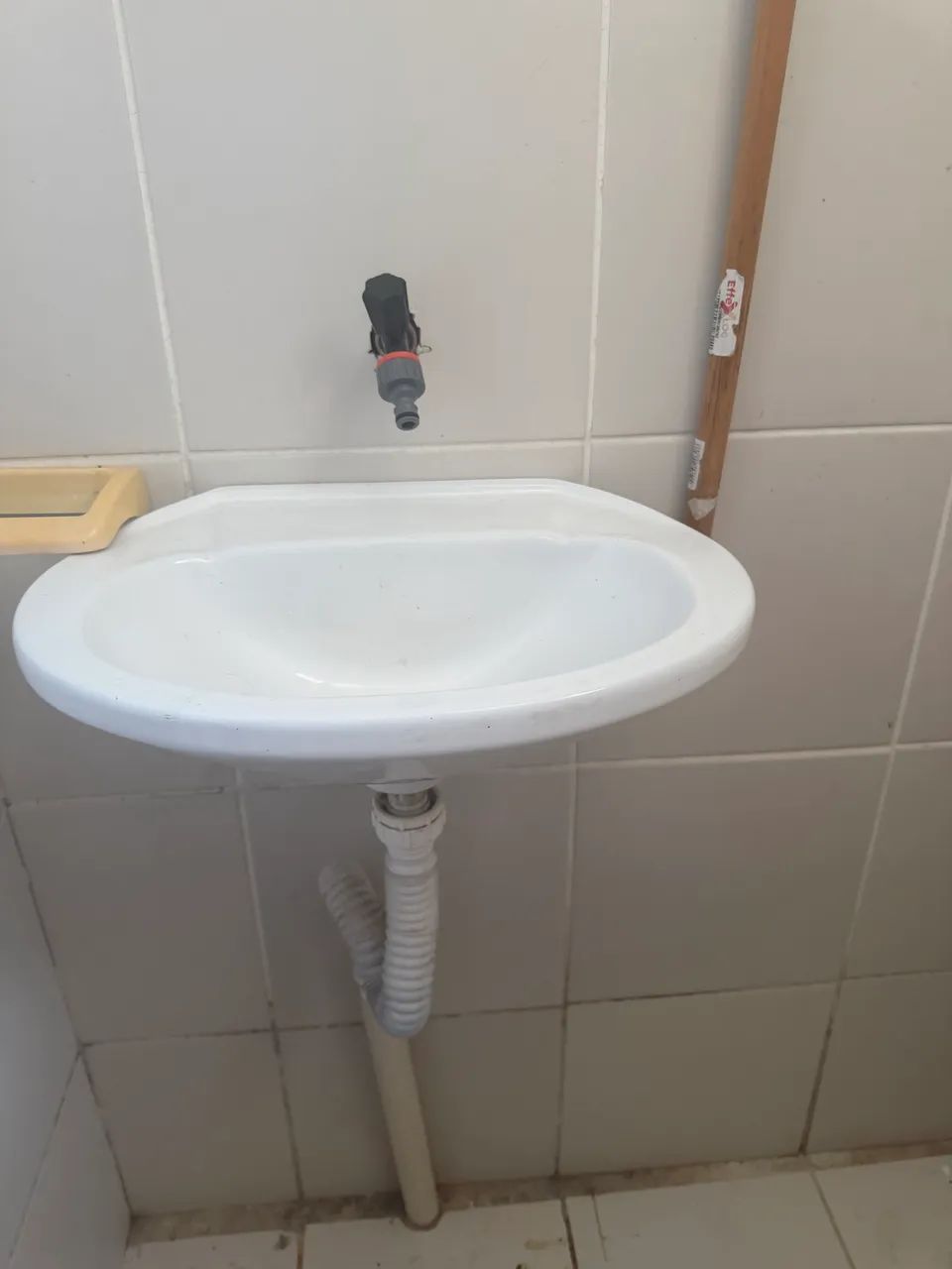 Pia de cerâmica 65568124717570121
