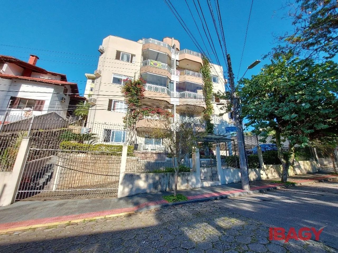 Excelente Apartamento 1 dormitório(s) em Coqueiros - Florianópolis - Foto 2