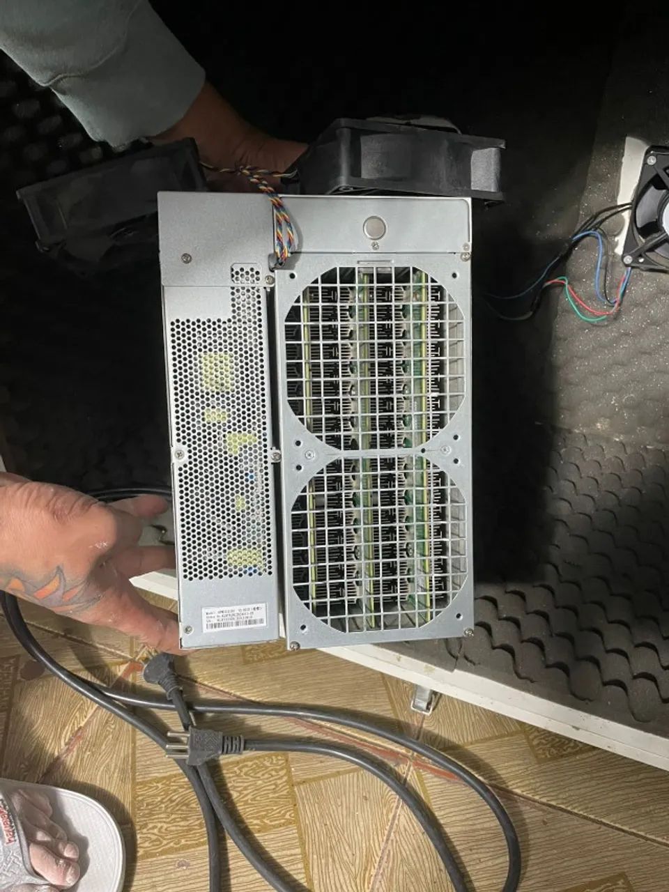 ANTMINER S19 PRO+ 120TH + CAIXA ACÚSTICA COMPLETA - Foto 3