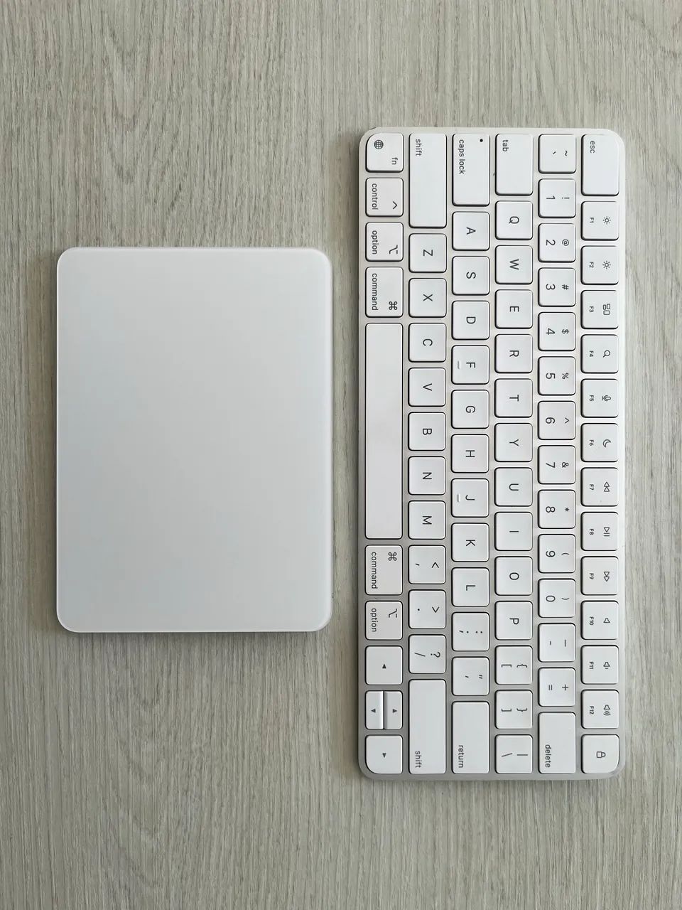 Magic Keyboard e Magic Trackpad Apple