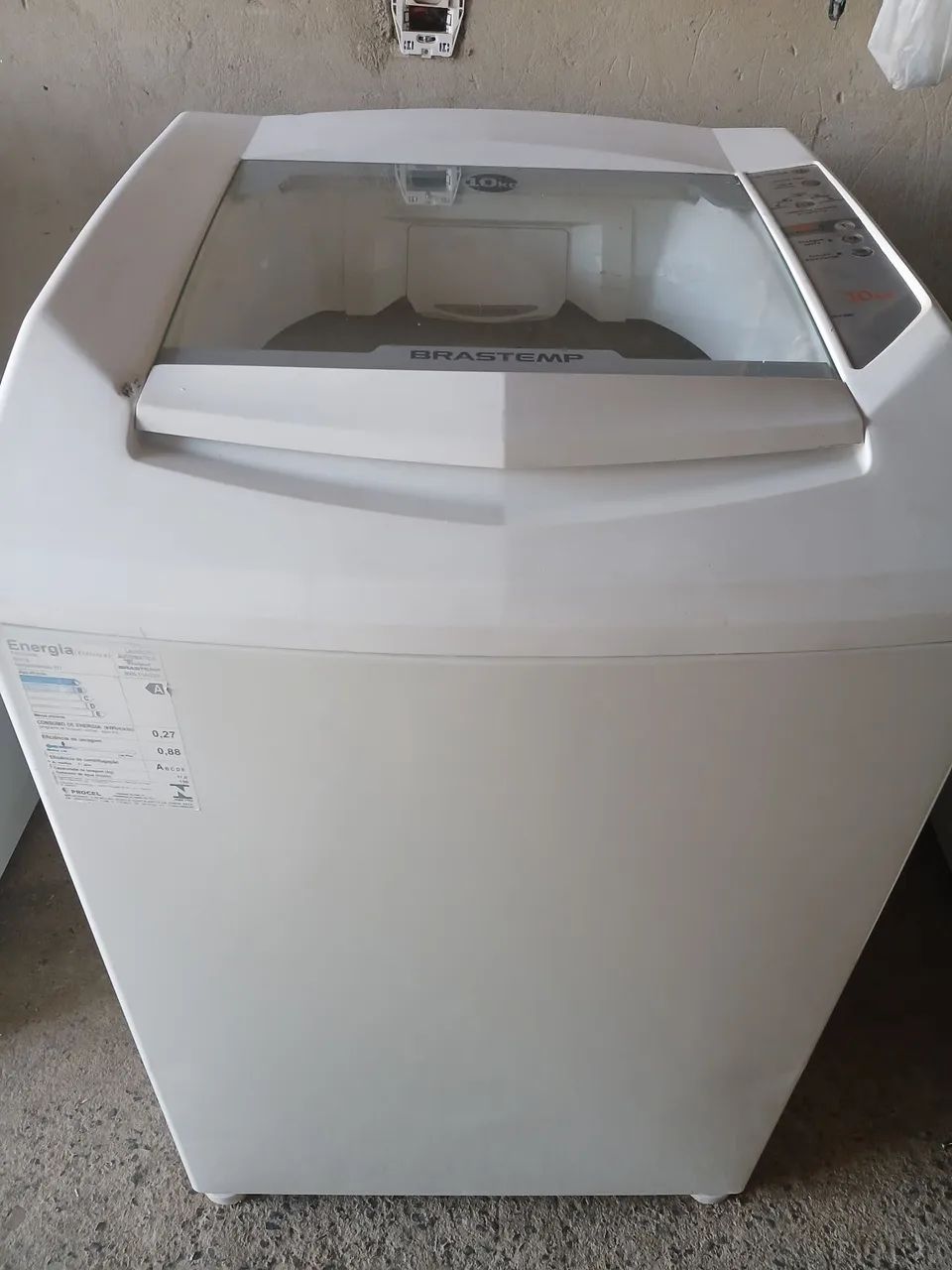 Máquina de lavar roupas 