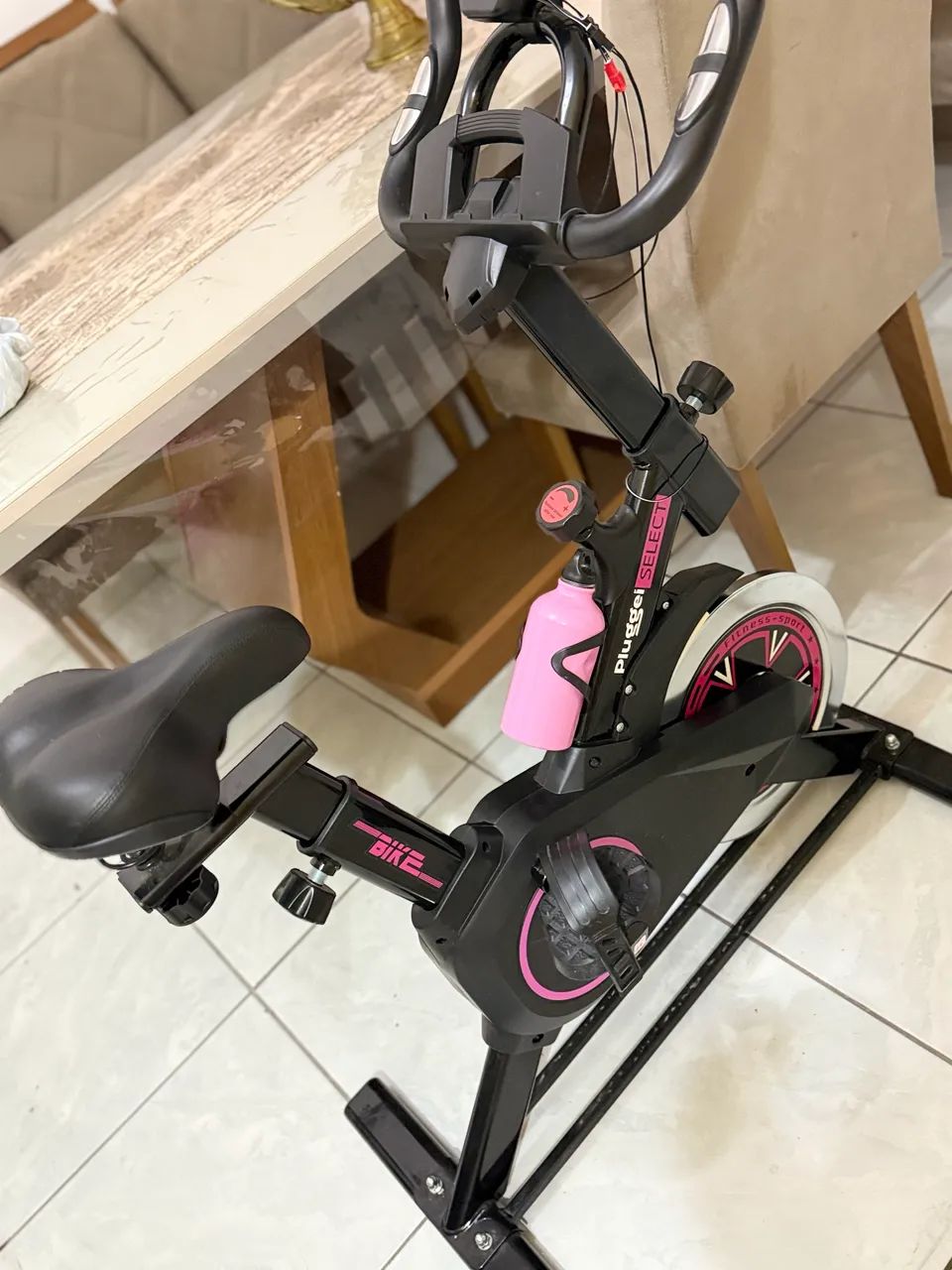 BIKE ERGOMÉTRICA ROSA E PRETA - Foto 4