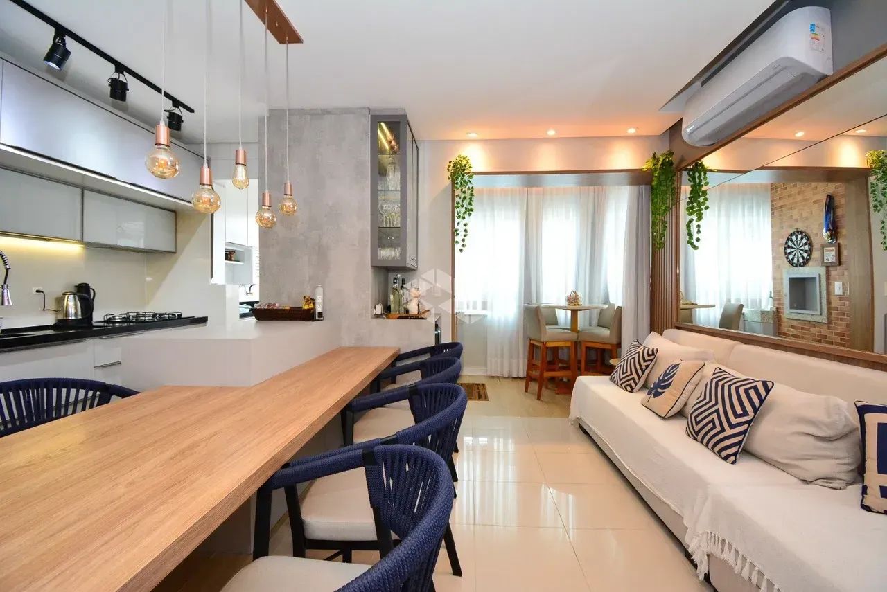 APARTAMENTO COM 2 QUARTOS SENDO 1 SUÍTE 2 VAGAS DE GARAGEM SACADA COM CHURRASQUEIRA E VIST - Foto 2