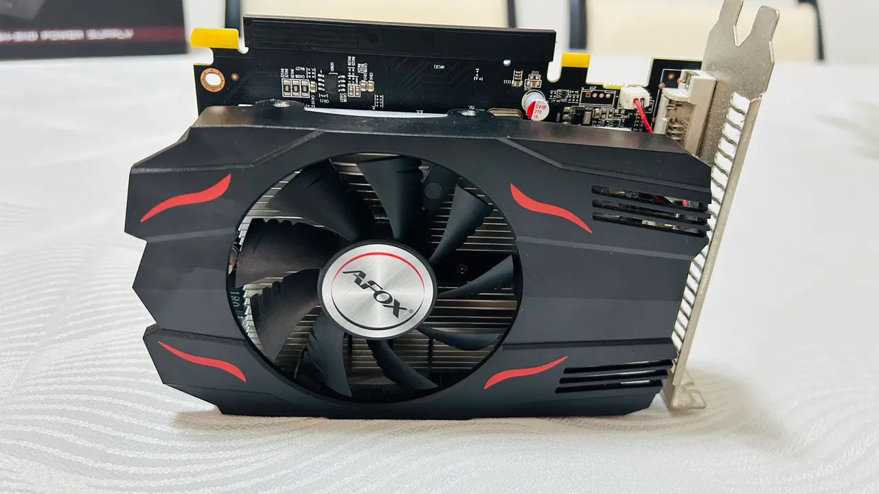 Vendo Placa de vídeo RX 550 4GB