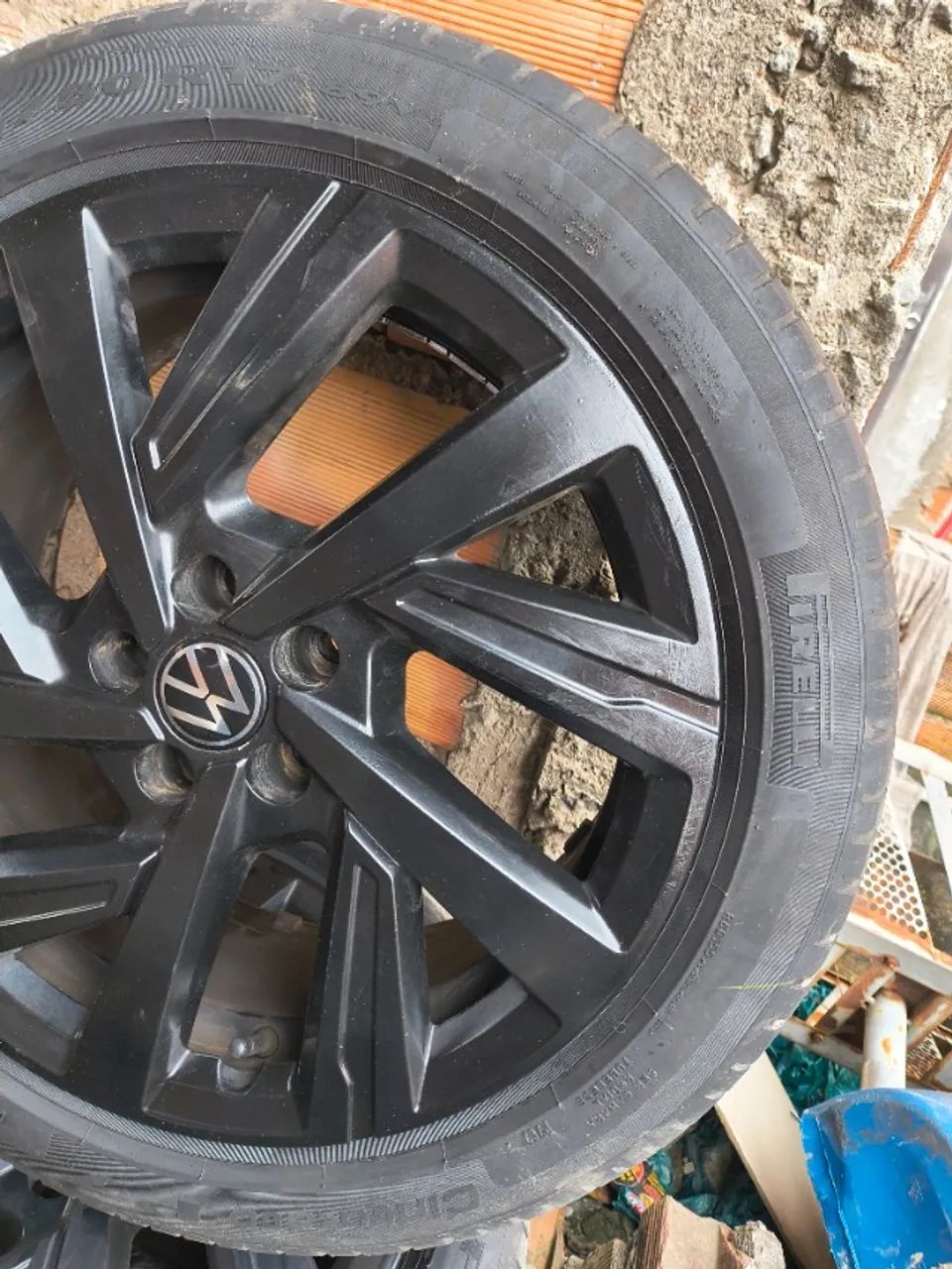 Roda aro 17  polo virtus - Foto 4