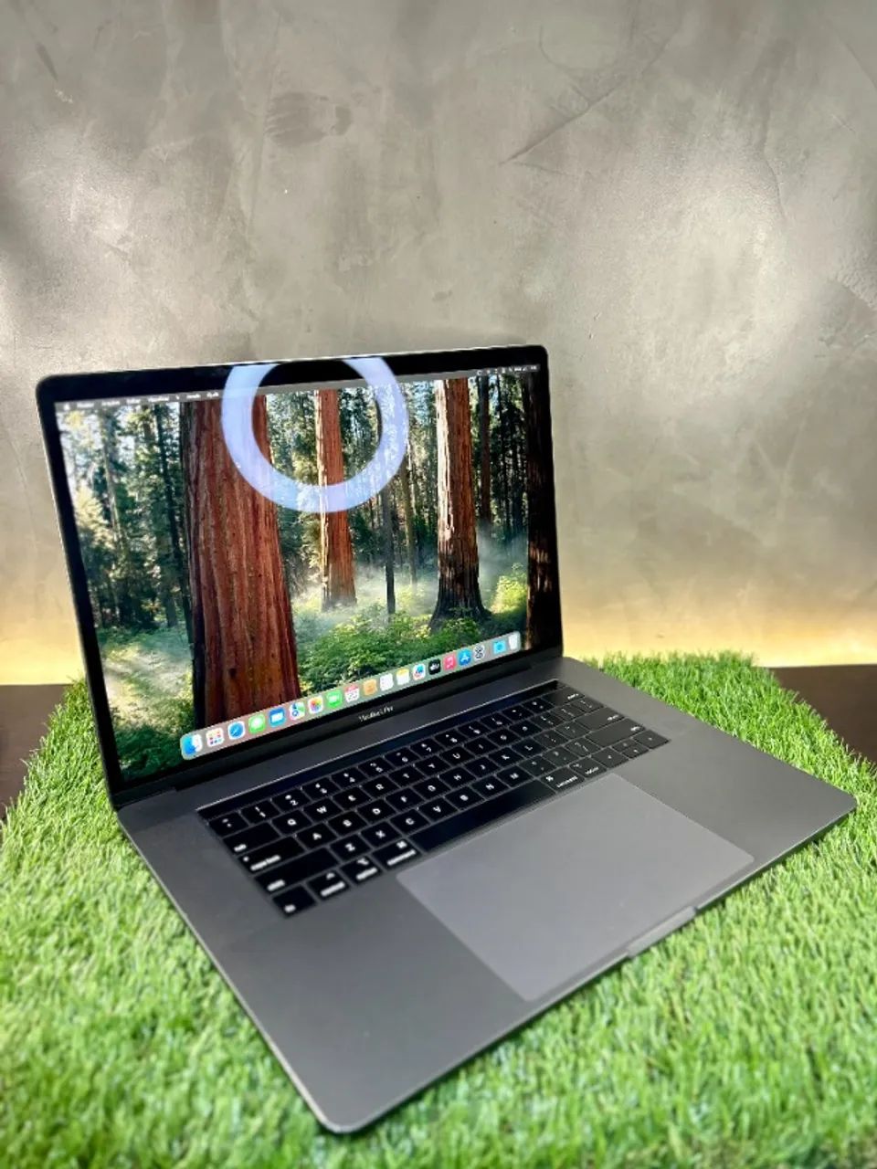 MacBook Pro 2019 15,4 polegadas-Core i7 - 16gb ram - 512gb SSD - Foto 2