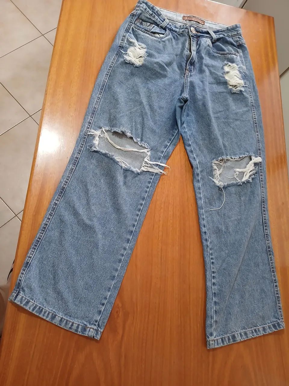 Calças tamanho 40