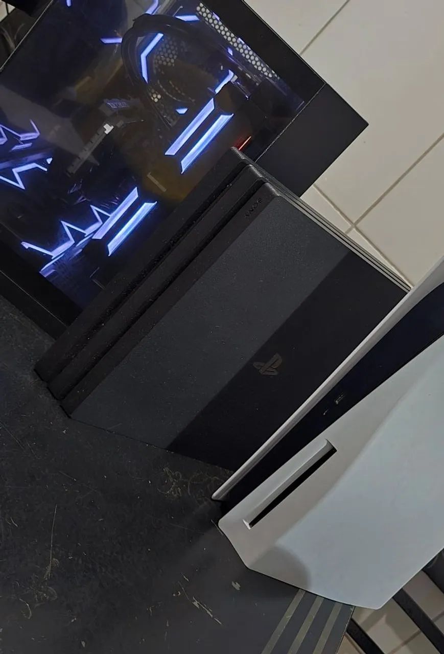 Ps4 Pro 4k venda ou troca - Foto 4