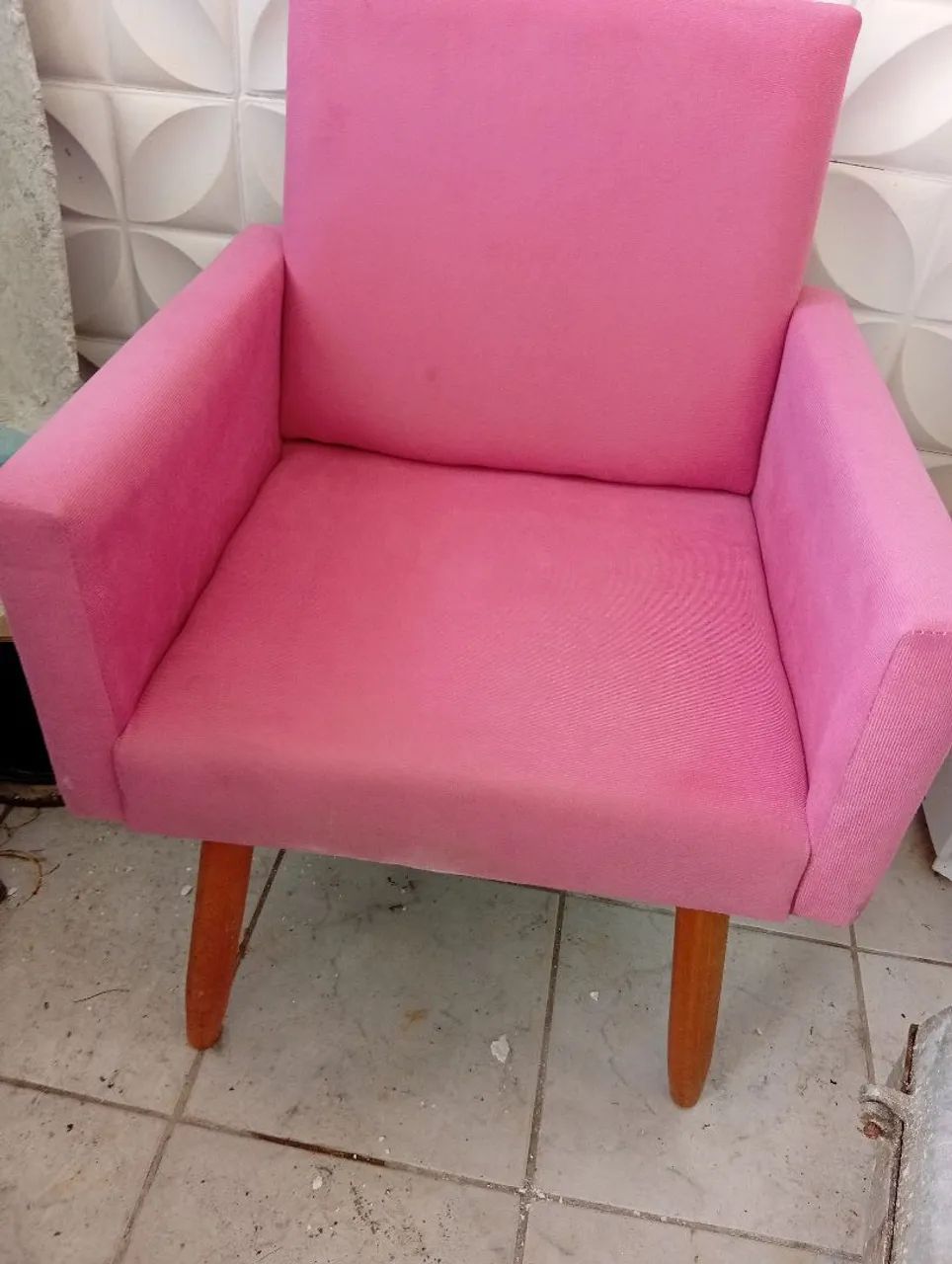 Vendo poltrona bom estado 70 reais pra vender logo