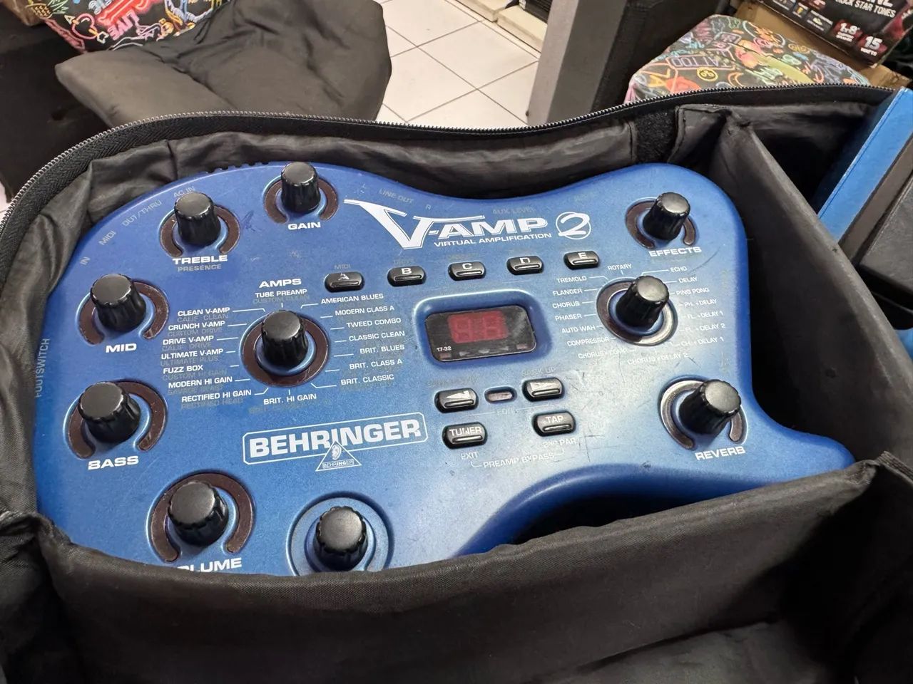 Pedaleira Vamp 2 Behringer - Instrumentos musicais - Asa Norte