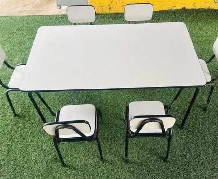 Jogos de mesas e cadeiras infantil  - Foto 2