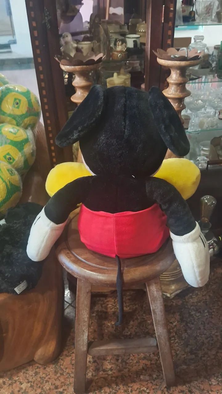 Boneco Mickey Mouse da Dysney medidas 55 cm - Foto 2