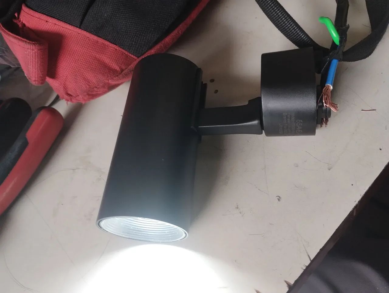 Spot LED de trilho - Foto 2